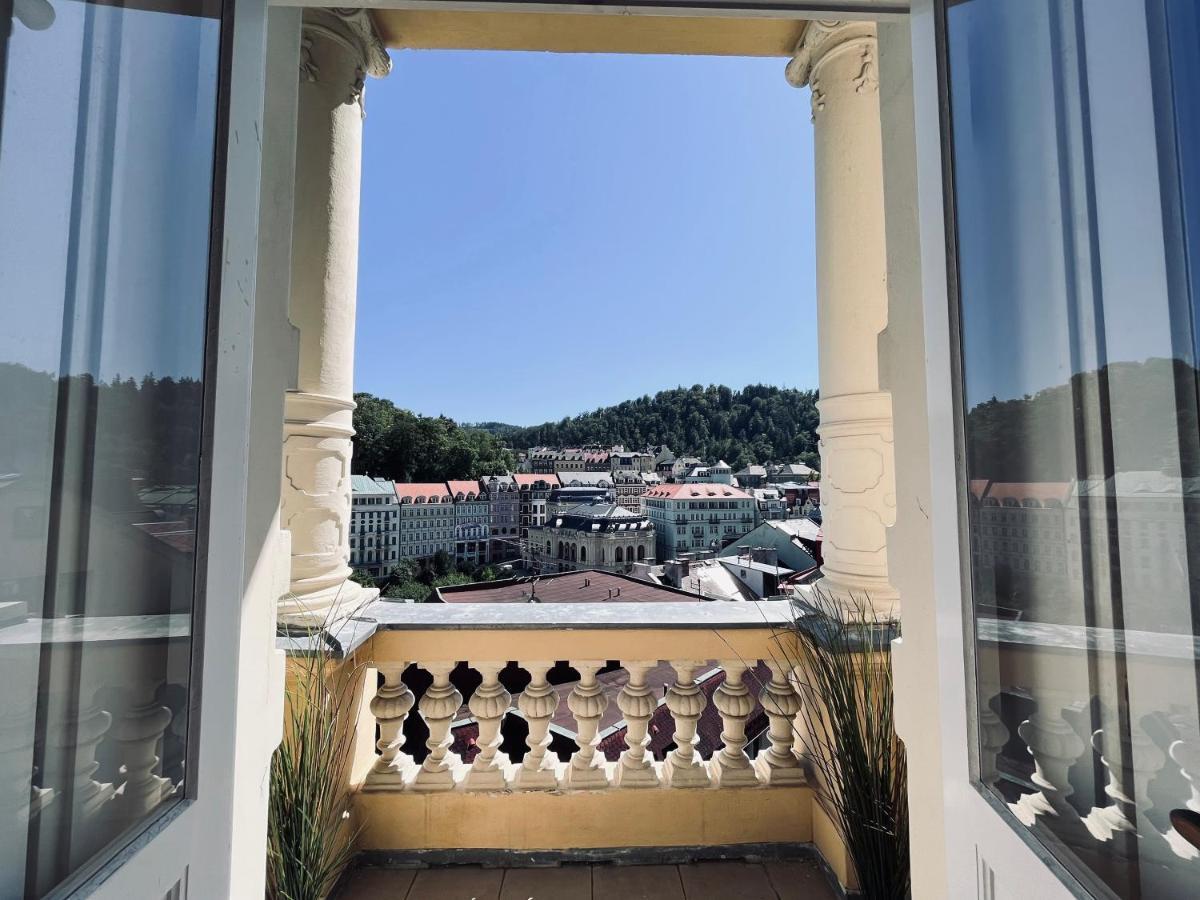 Bohemian City - Amazing View, Garage Karlovy Vary Esterno foto